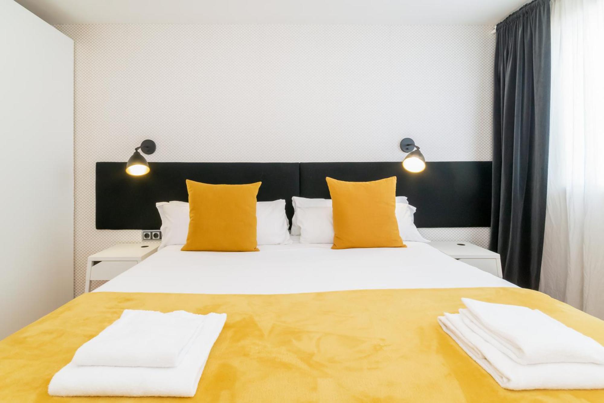 Unique Rentals - Placa Catalunya Central Apartments Barcelona Buitenkant foto