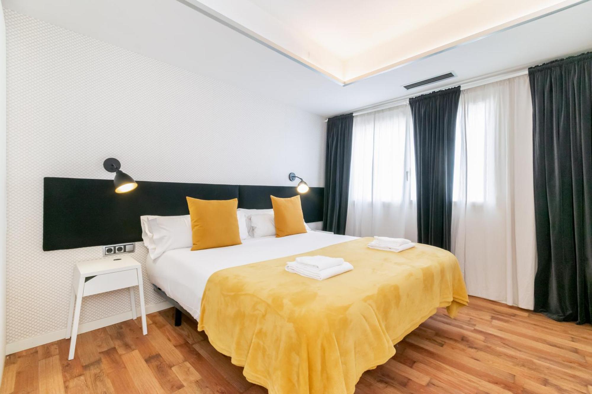 Unique Rentals - Placa Catalunya Central Apartments Barcelona Buitenkant foto